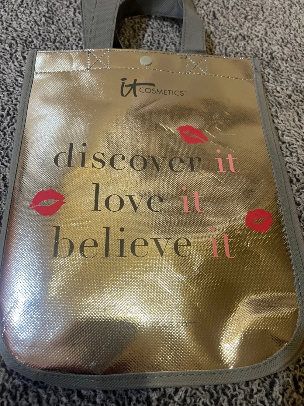 Set of 3 It Cosmetic Bags